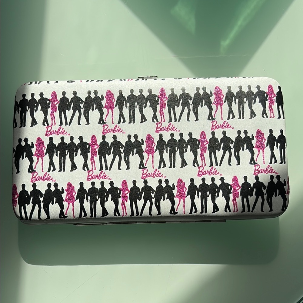 Barbie White and Pink Clutch